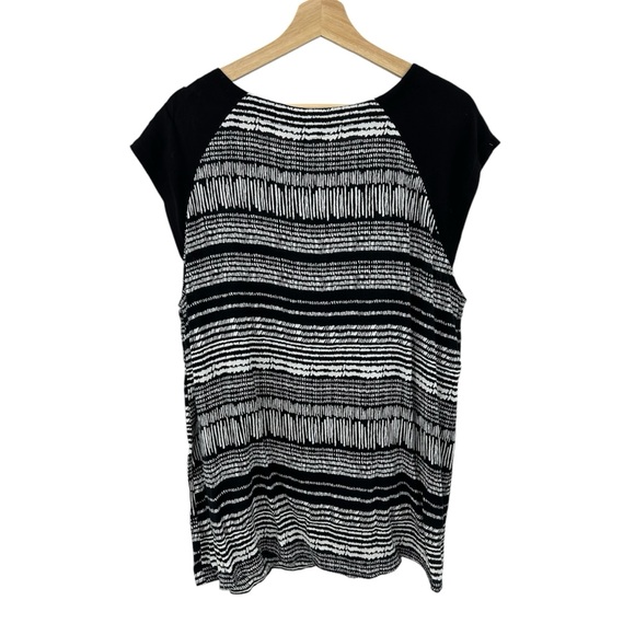 Red Coral Black White Abstract Striped Print Tee Blouse - Picture 2 of 6